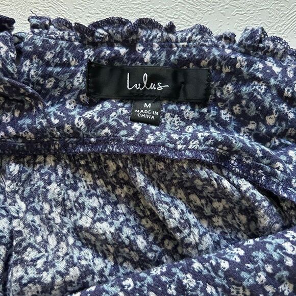 Lulus Floral Tiered Mini Dress Women’s Size M Navy Blue Ruffle Strappy - Picture 3 of 7